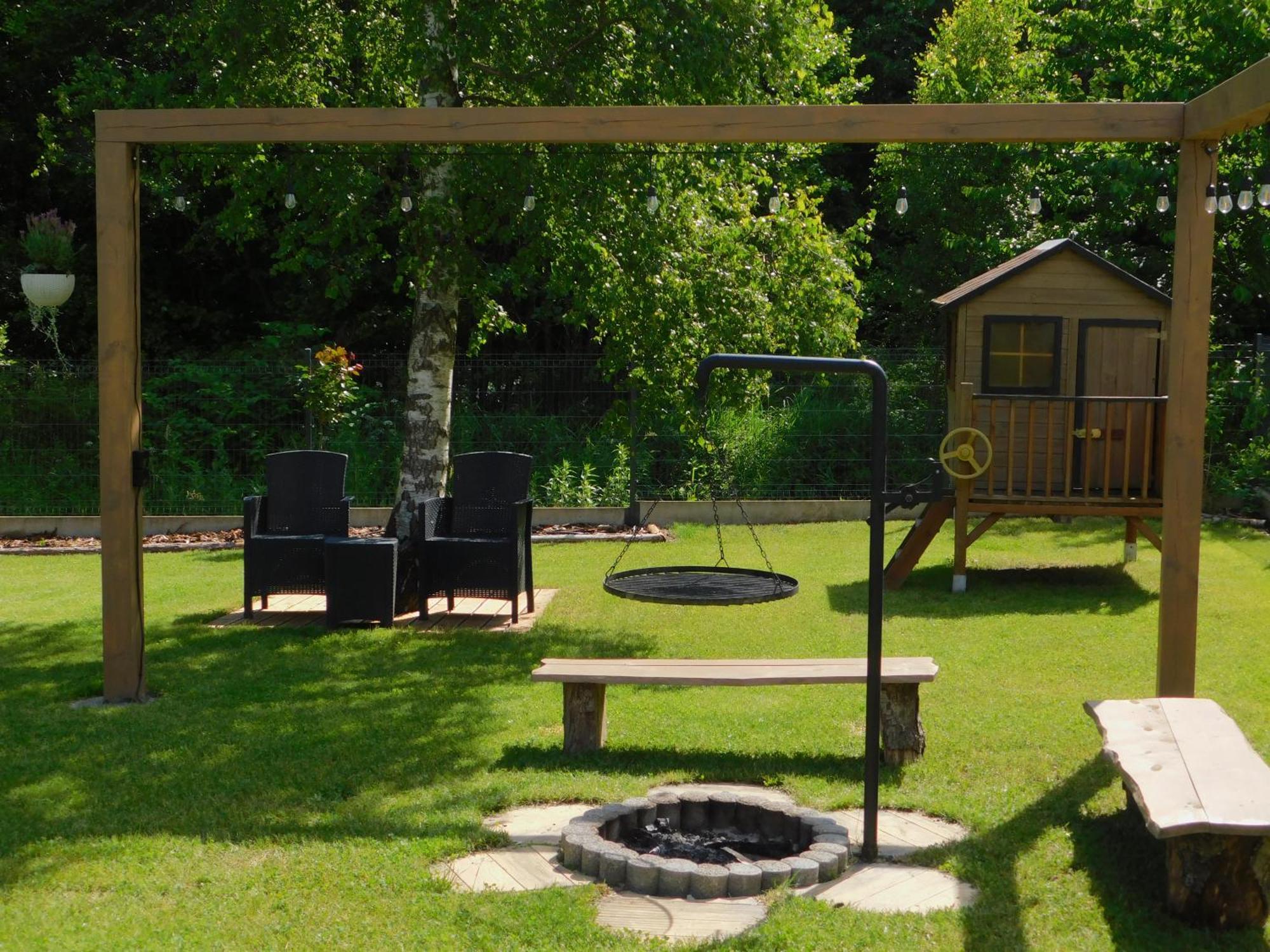 Forest House Sasino-Spa Sauna Balia Екстер'єр фото